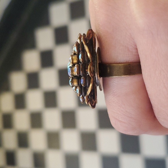 Handmade 1950s aurora borealis crystal statement rhinestone ring - Picture 5 of 5